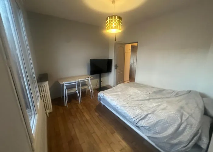 Privee Dans Maison 2 게스트하우스 *